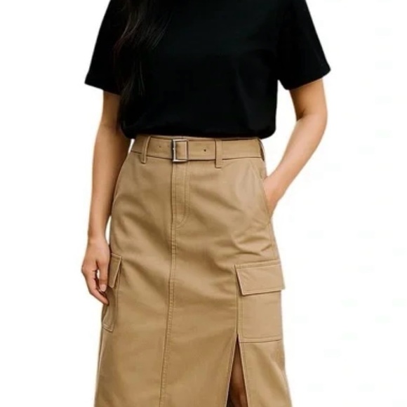 Juicy Couture Cargo Skirt with Belt - Picture 1 of 9